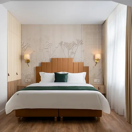 Epica Hotel 3*